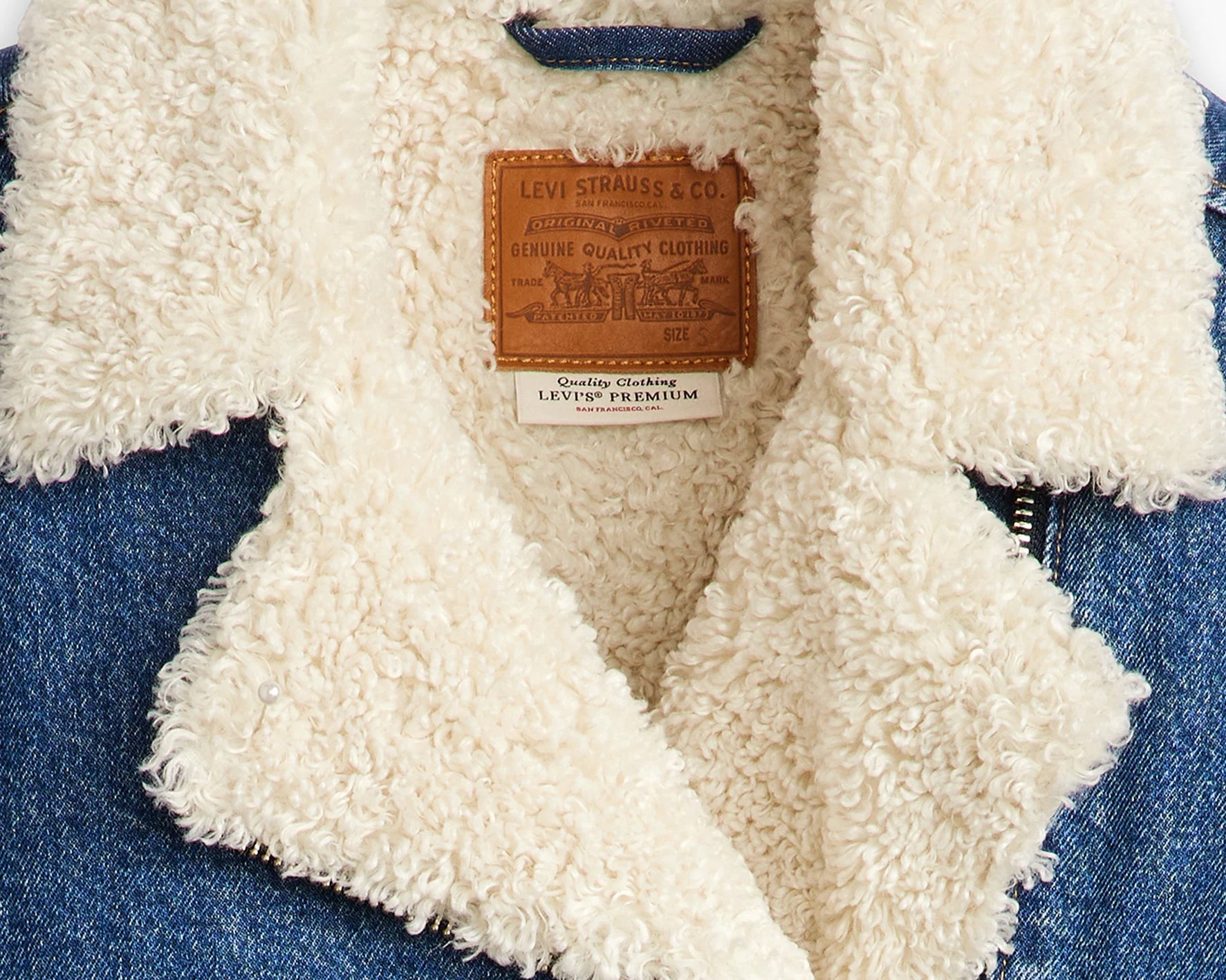 Levi's Sherpa Trucker Jacket Mujer — Azul Medio