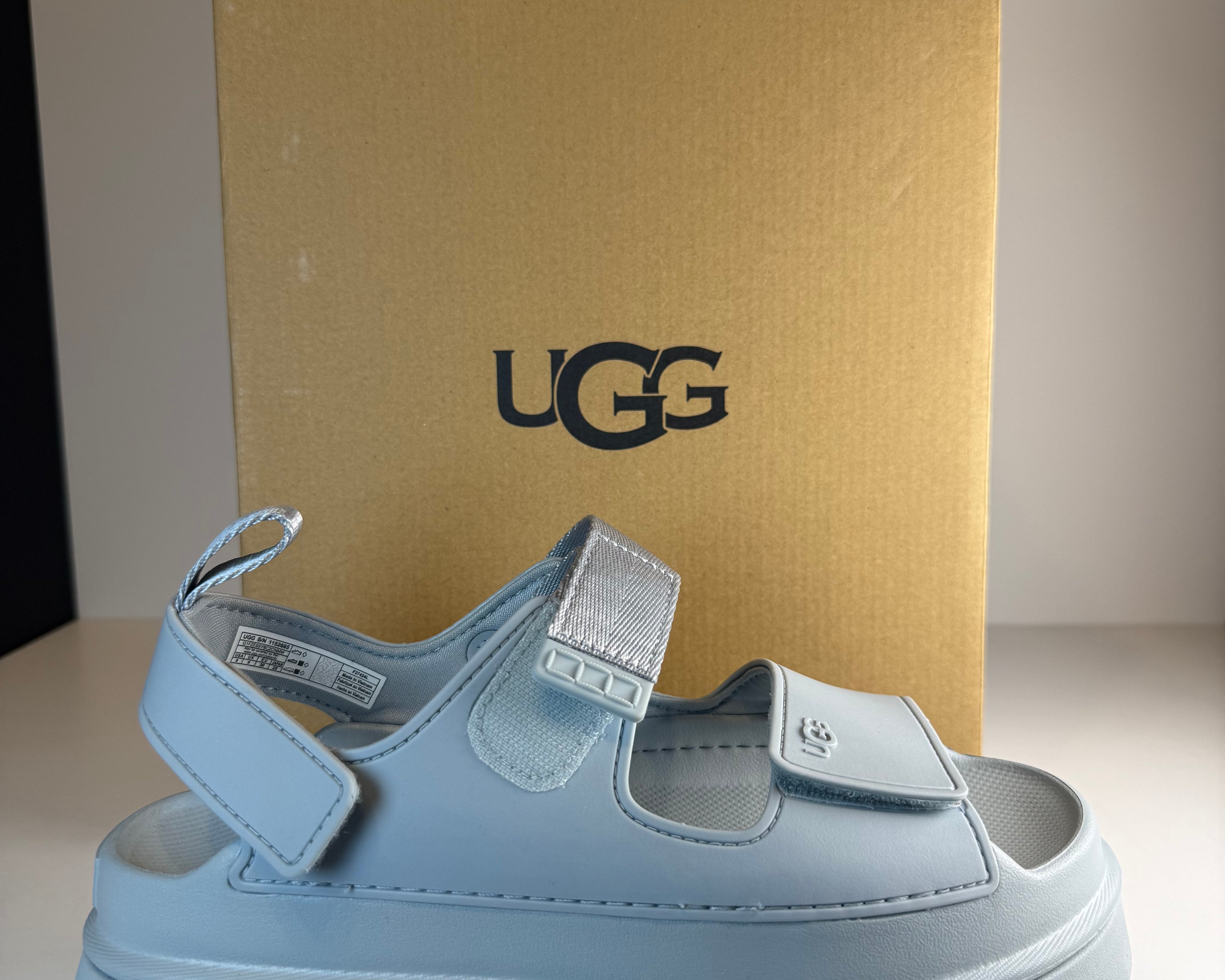 UGG GoldenGlow - Talla 39