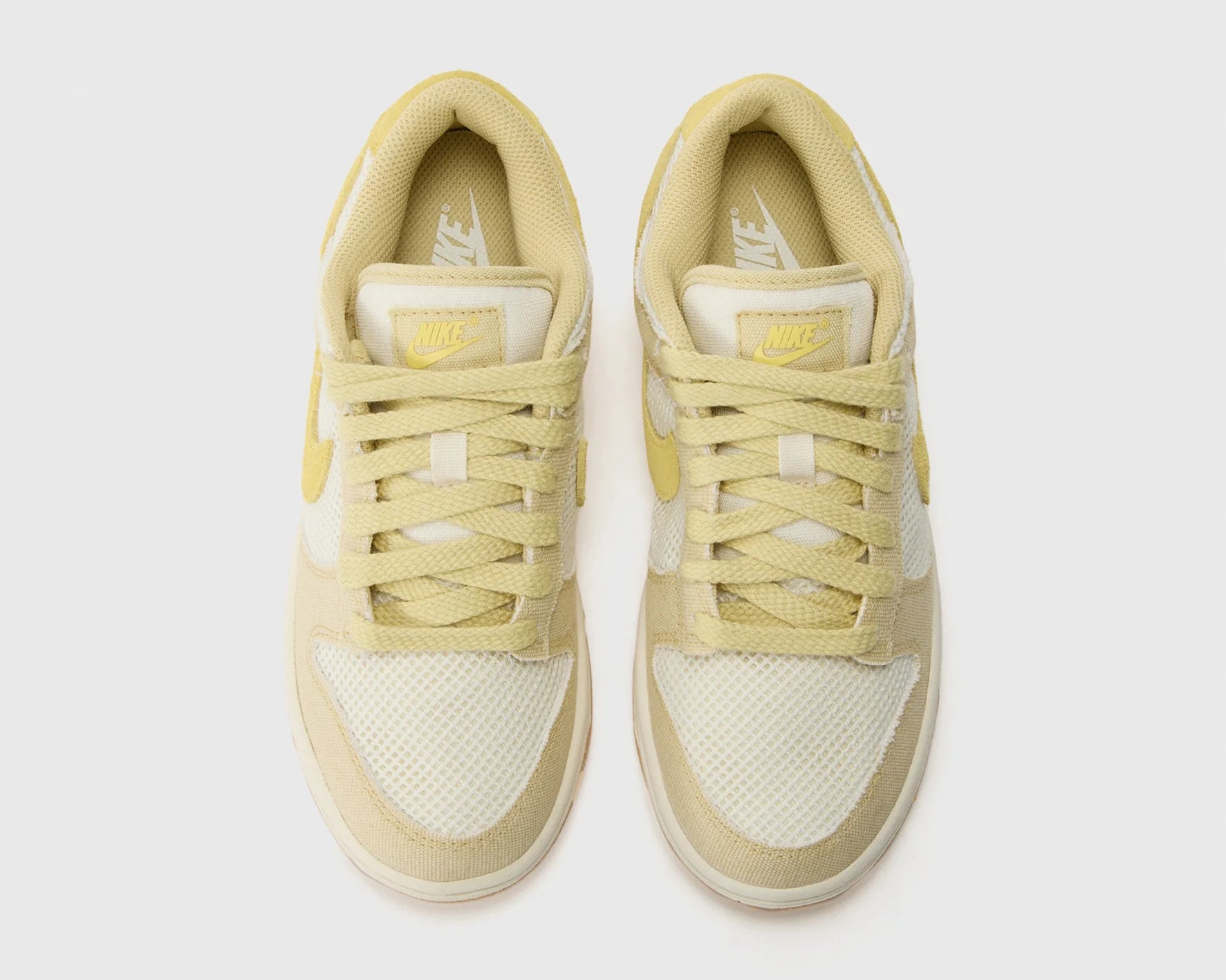 Nike Dunk Low Mujer — Soft Pearl