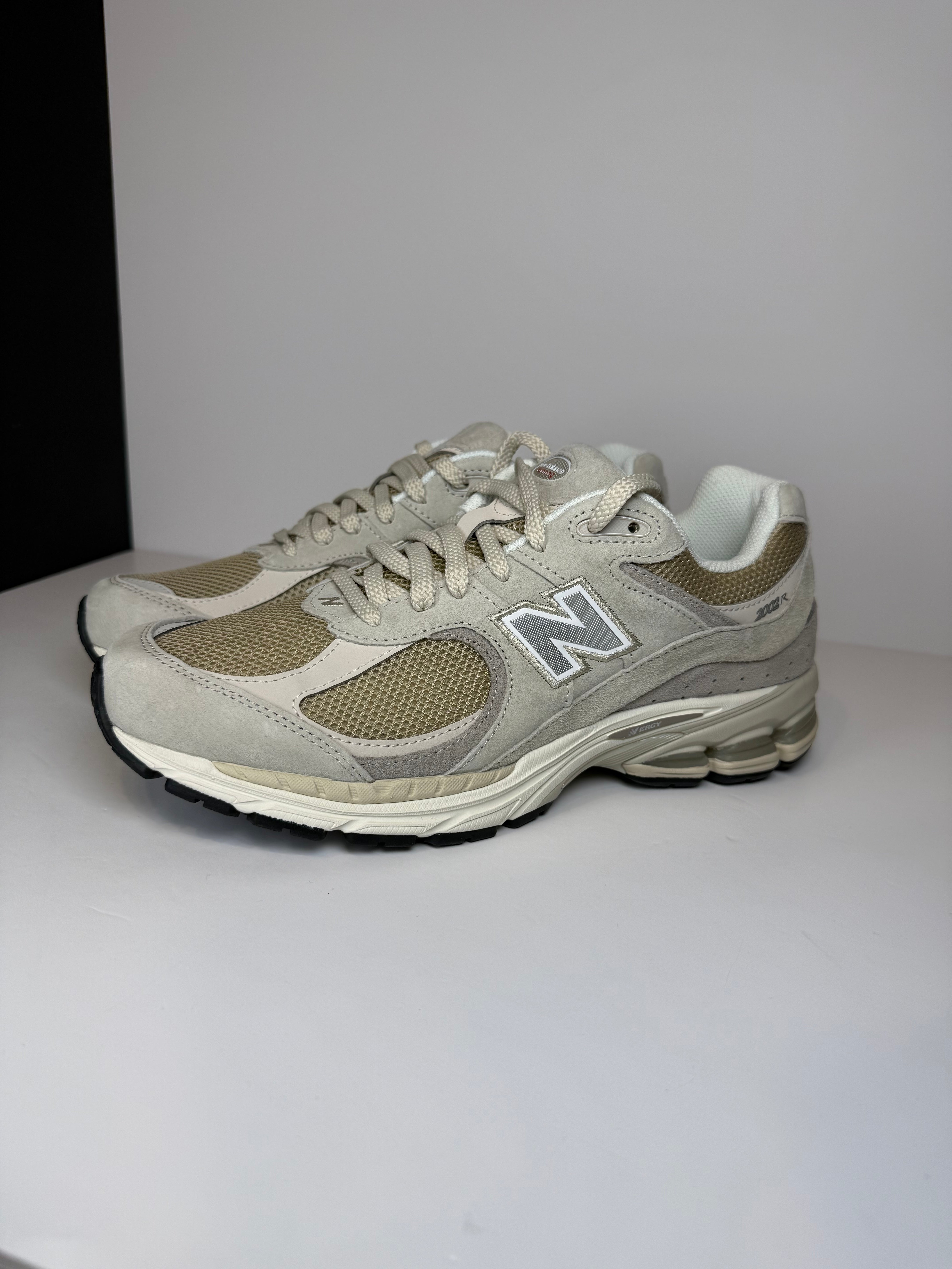 New Balance 2002 r - Talla 44 1/2