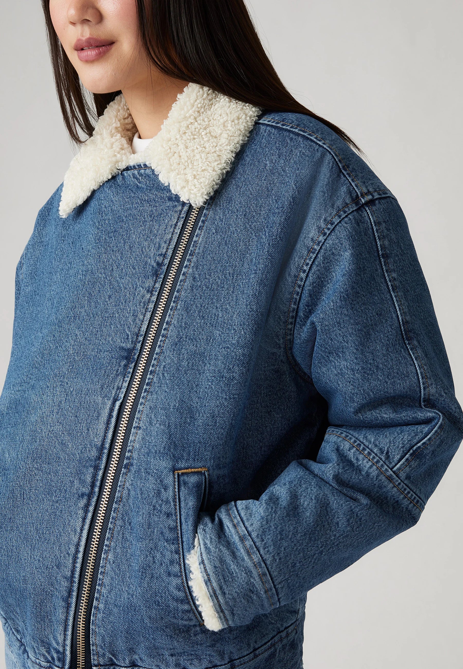 Levi's Sherpa Trucker Jacket Mujer — Azul Medio